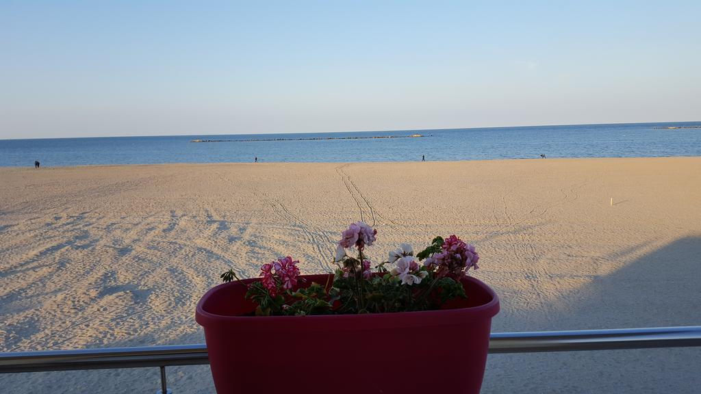 Hotel Solea Beach Mamaia Eksteriør billede