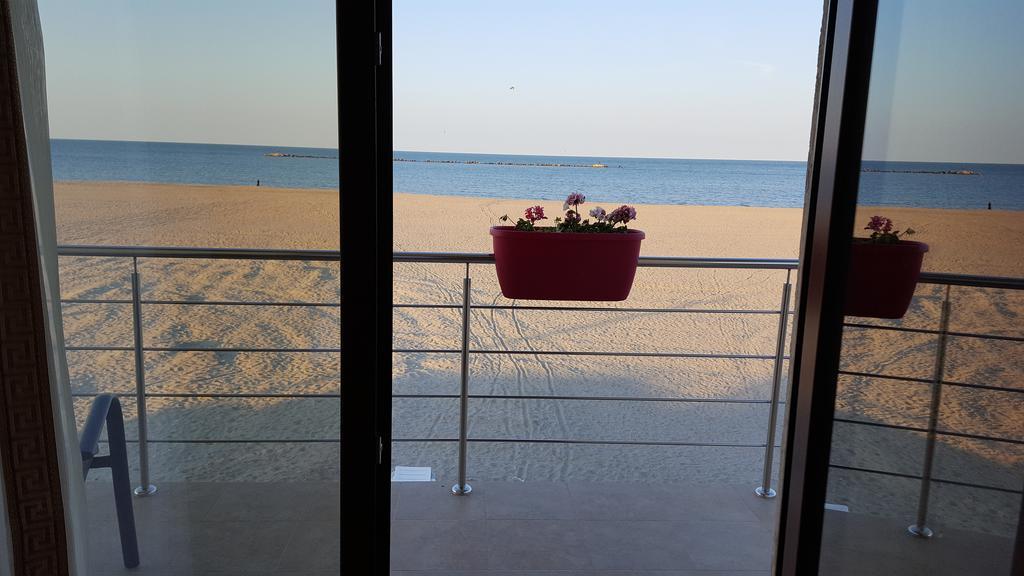 Hotel Solea Beach Mamaia Eksteriør billede